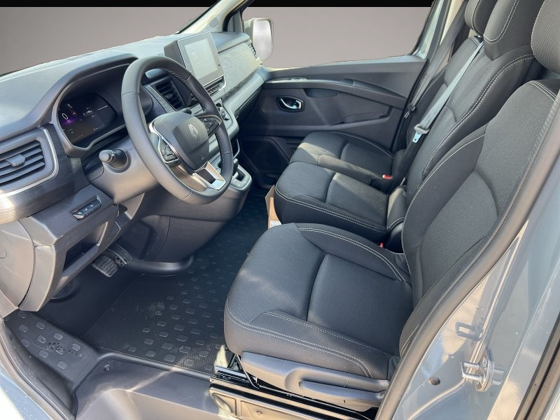 Bild 4 Renault Trafic EXTRA dCi 170 AT9 L2H1 3.0t AHK+Holzboden