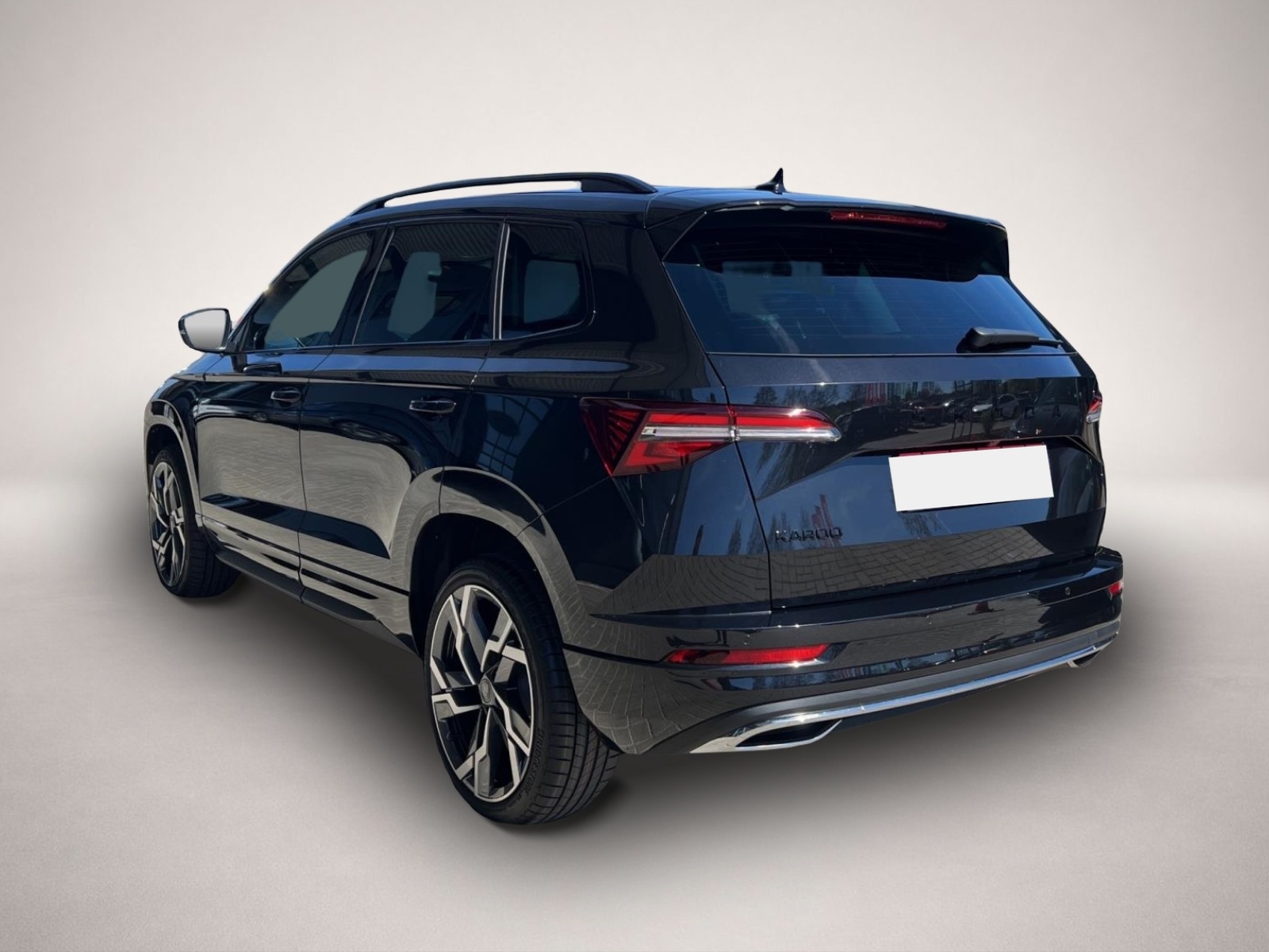 Bild 3 Skoda Karoq 1.5 TSI DSG Sportline AHK PANO NAVI KAMERA