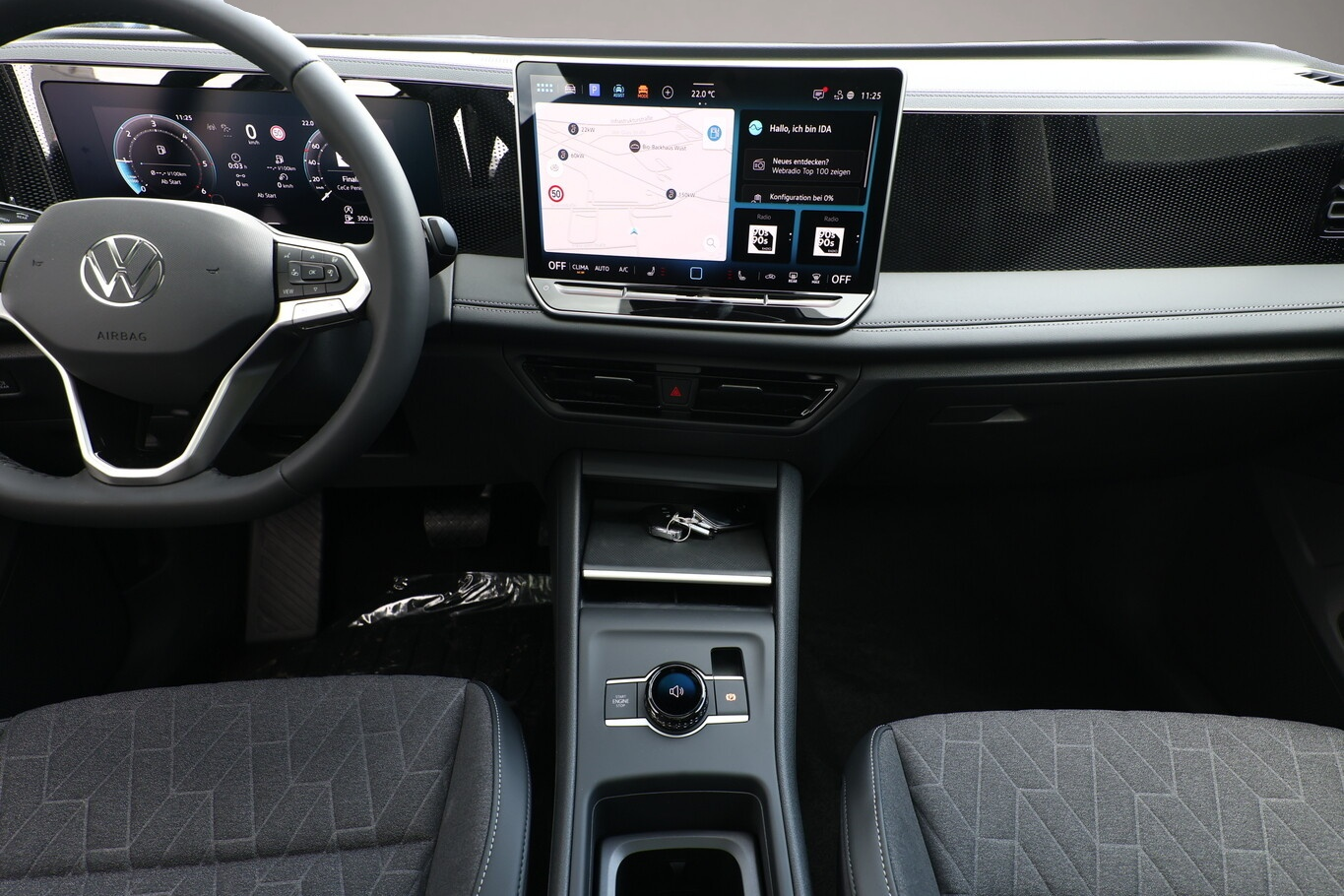 Bild 7 Volkswagen Tiguan DSG LED+ Pano Nav 5JGar IQ.DRIVE LM18Z