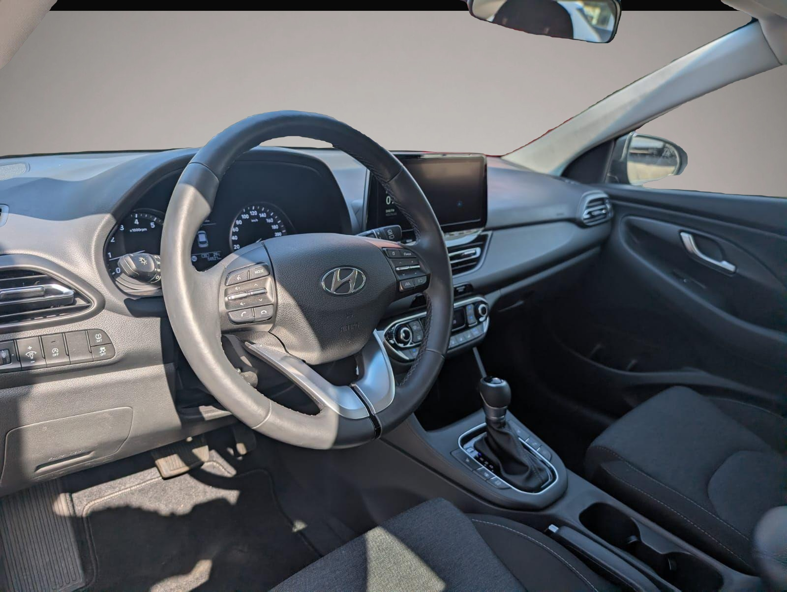 Bild 5 Hyundai i30 1.5 T-GDI Combi Trend Navi LED Kamera SHZ