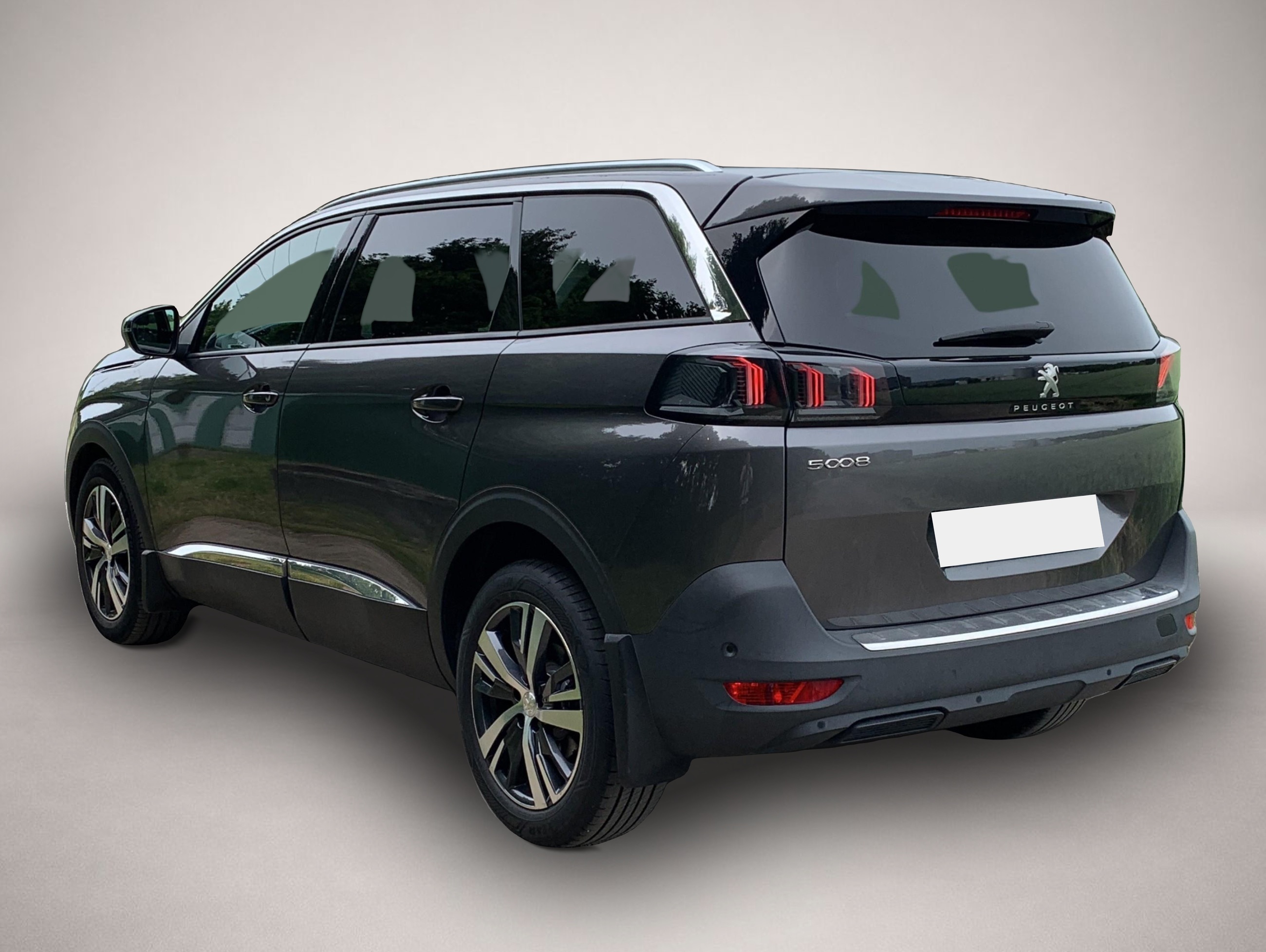 Bild 3 Peugeot 5008 Allure Pack 1.5 HDI 130 PS EAT8 7 Sitzer