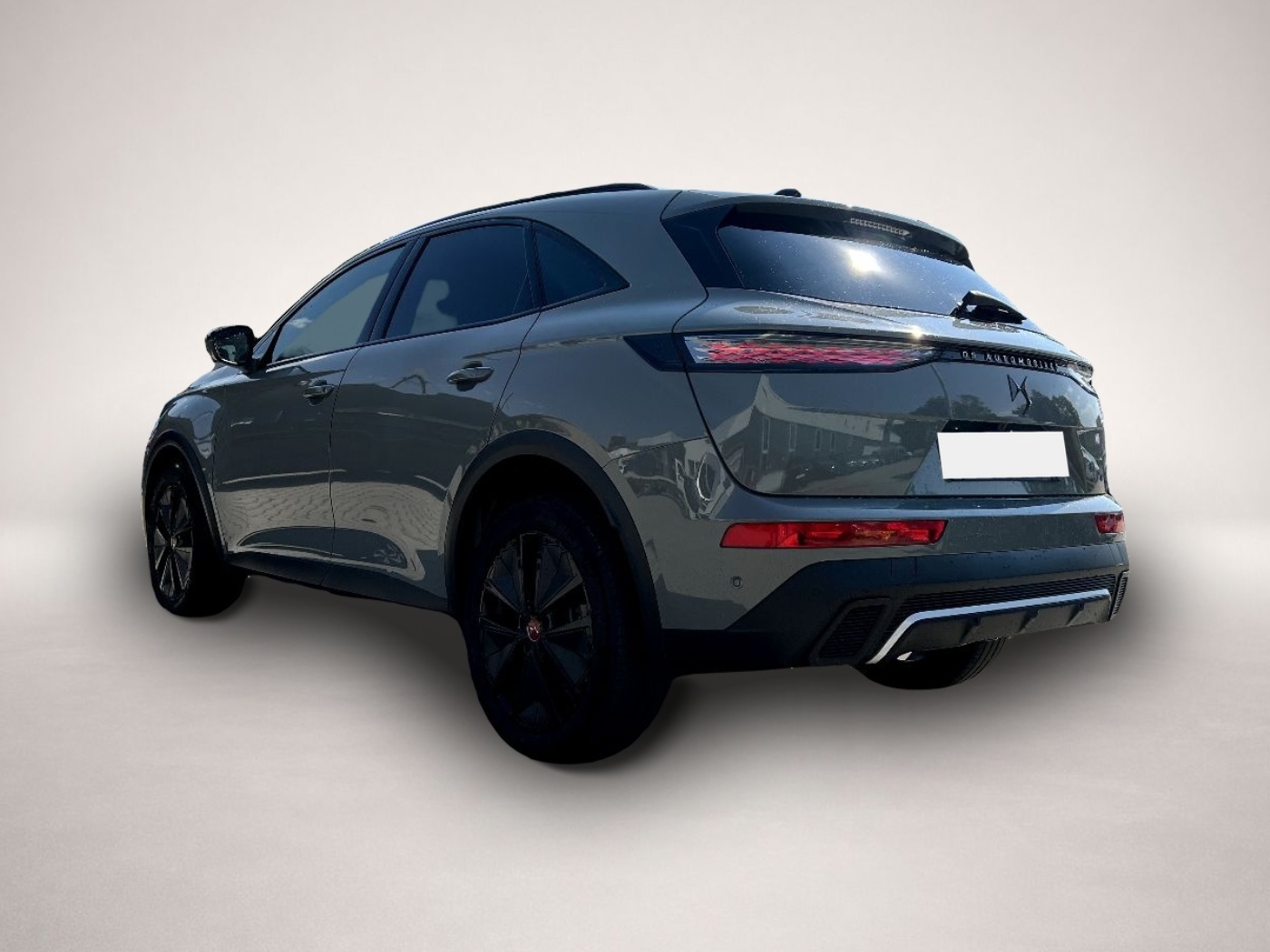 Fotografie 3 des DS Automobiles DS3 DS 7 1.5 BlueHDi 130 S&S Performance Line + *LED