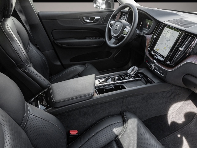 Fotografie 6 des Volvo XC60 Ultimate Dark AWD HUD Digitales Cockpit Mem