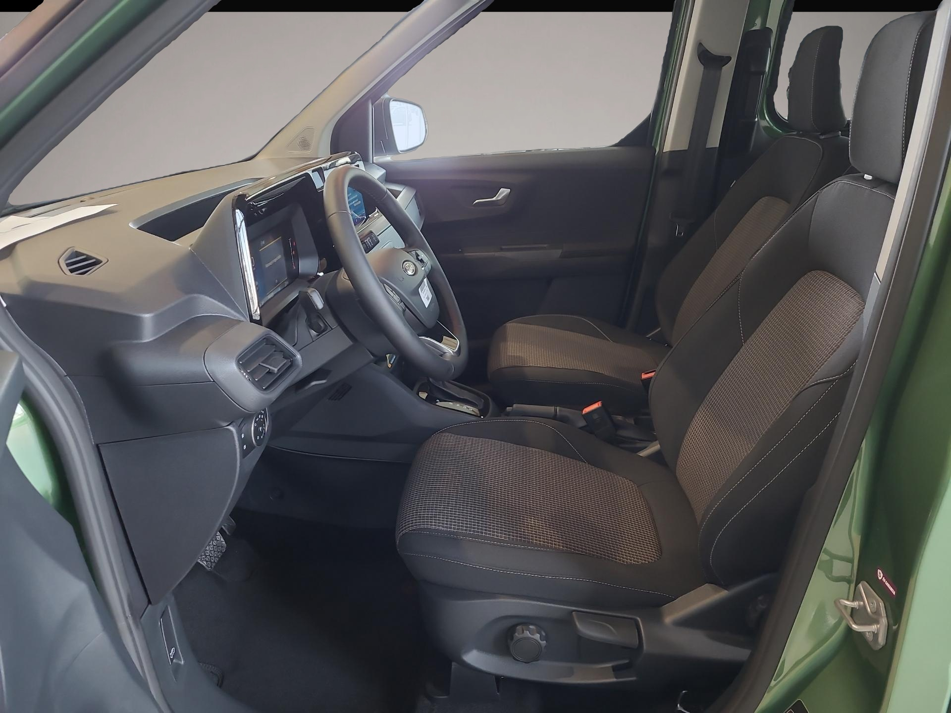 Bild 4 Ford Tourneo Courier 1.0 EcoBoost Trend Automatik Kli
