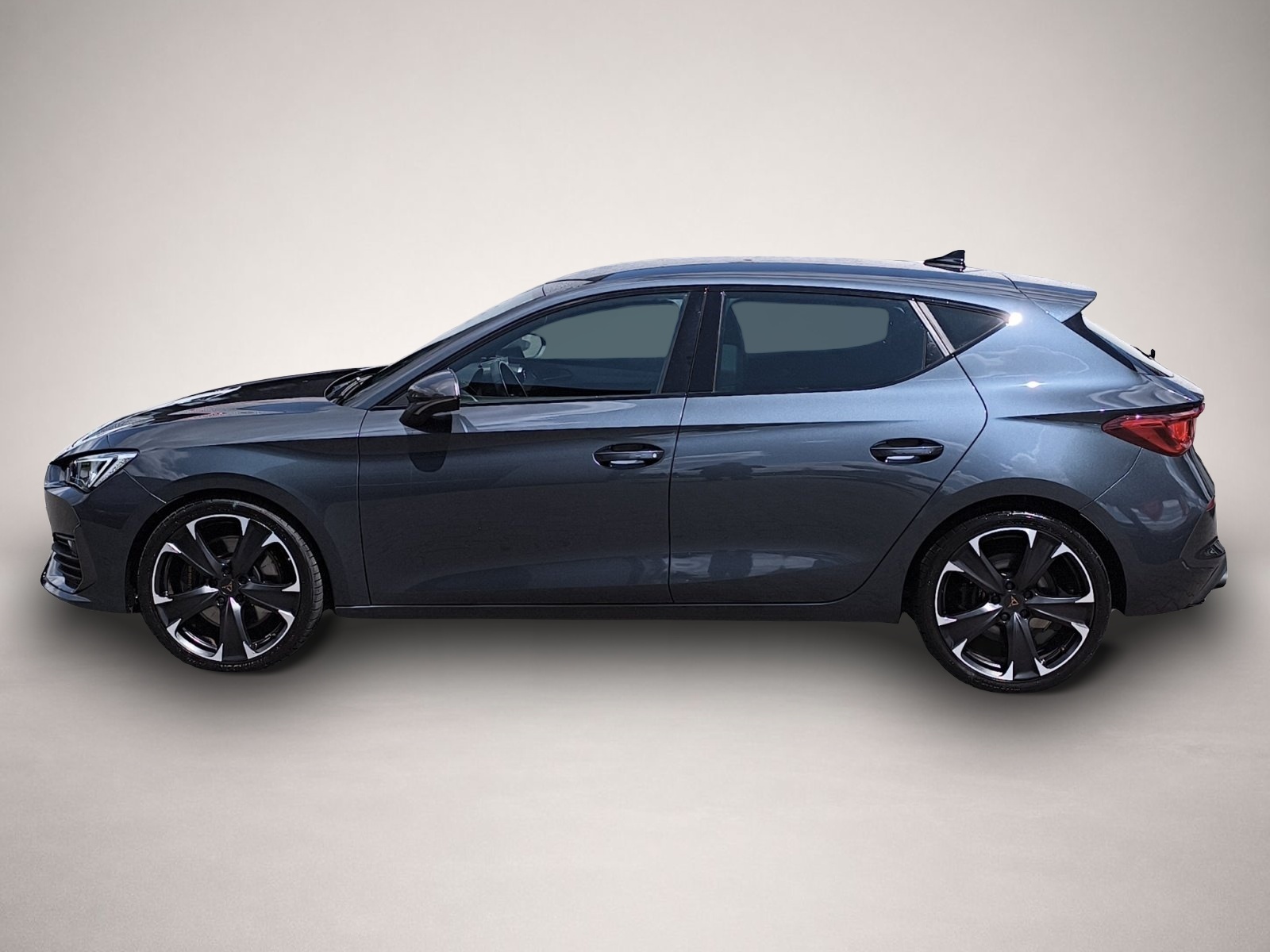 Bild 4 Cupra Leon 2.0 TSI DSG VZ CUP LED NAVI 19ALU ACC SHZ P
