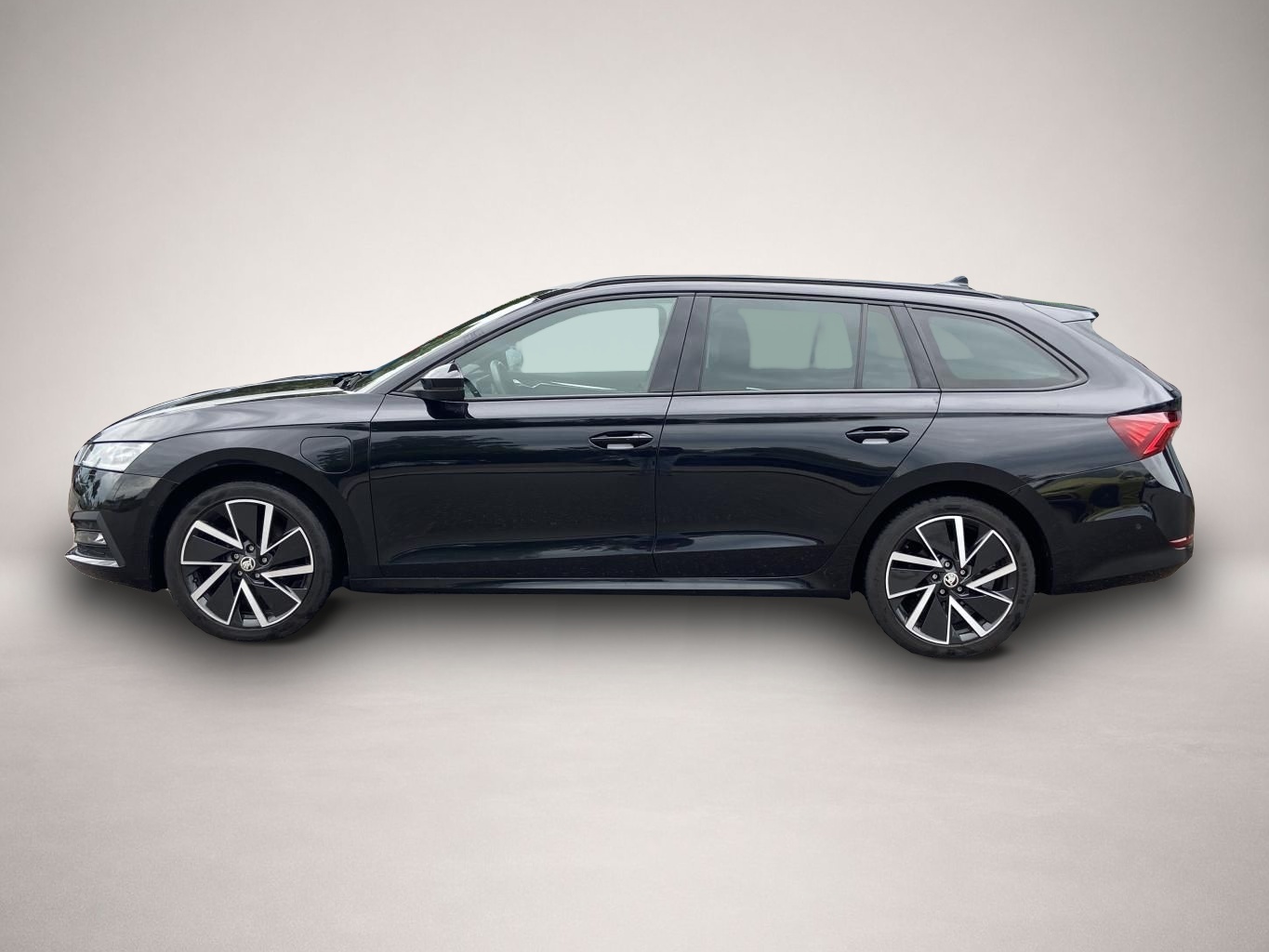 Fotografie 2 des Skoda Octavia Combi 1.4 TSI DSG eHybrid iV HEAD-UP+VIR
