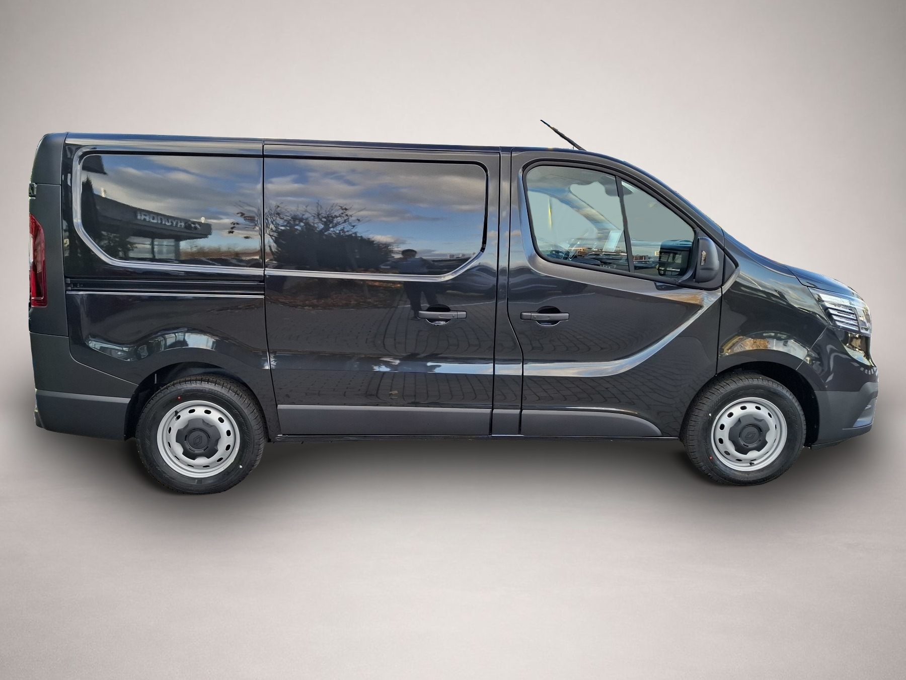 Fotografie 4 des Renault Other Trafic Lkw Komfort L1H1 3,0t Blue dCi 130 MY24
