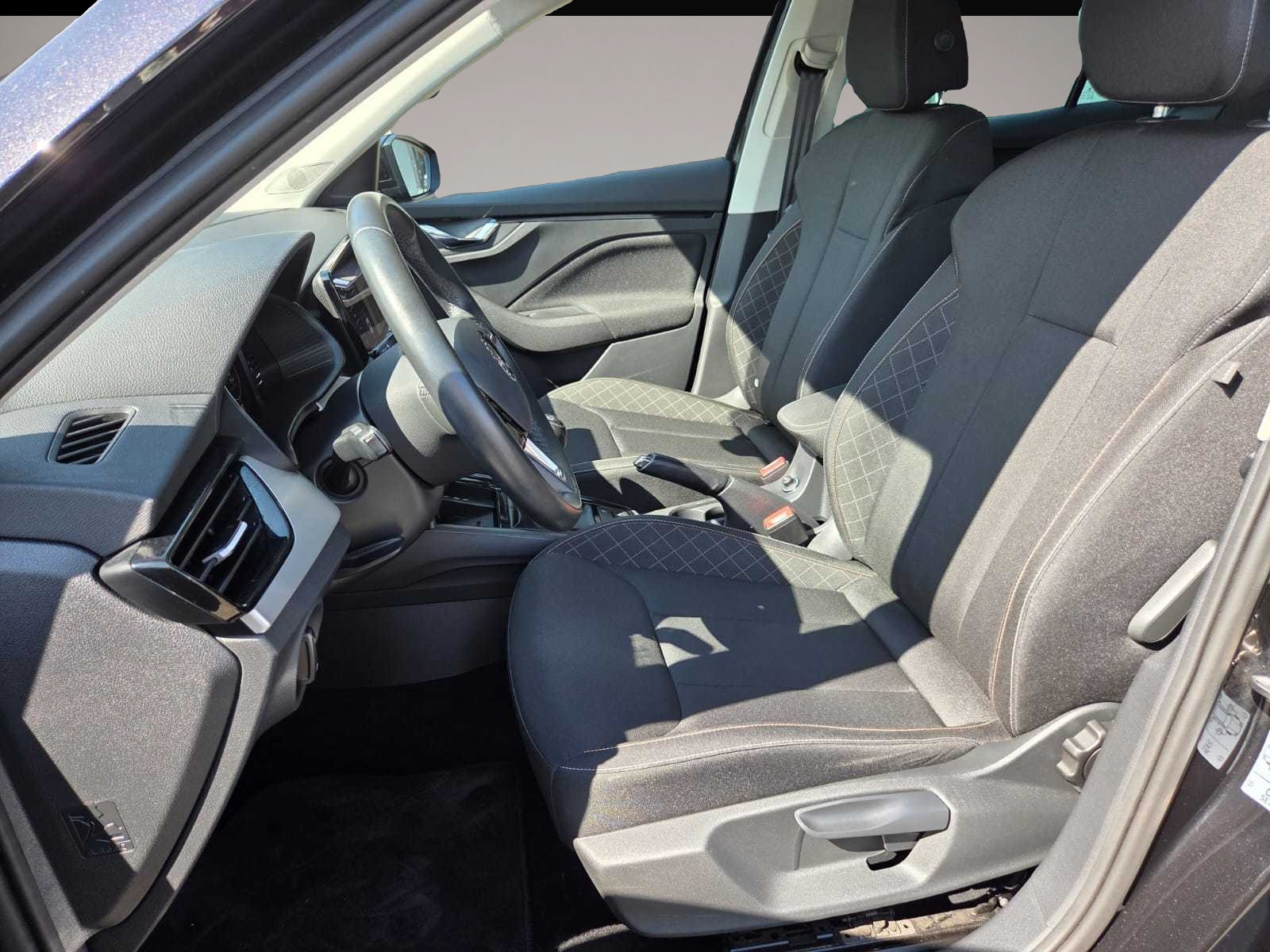 Bild 6 Skoda Kamiq TSI 1.0 Drive 125 NAV KAM PDC Sitzh. LM