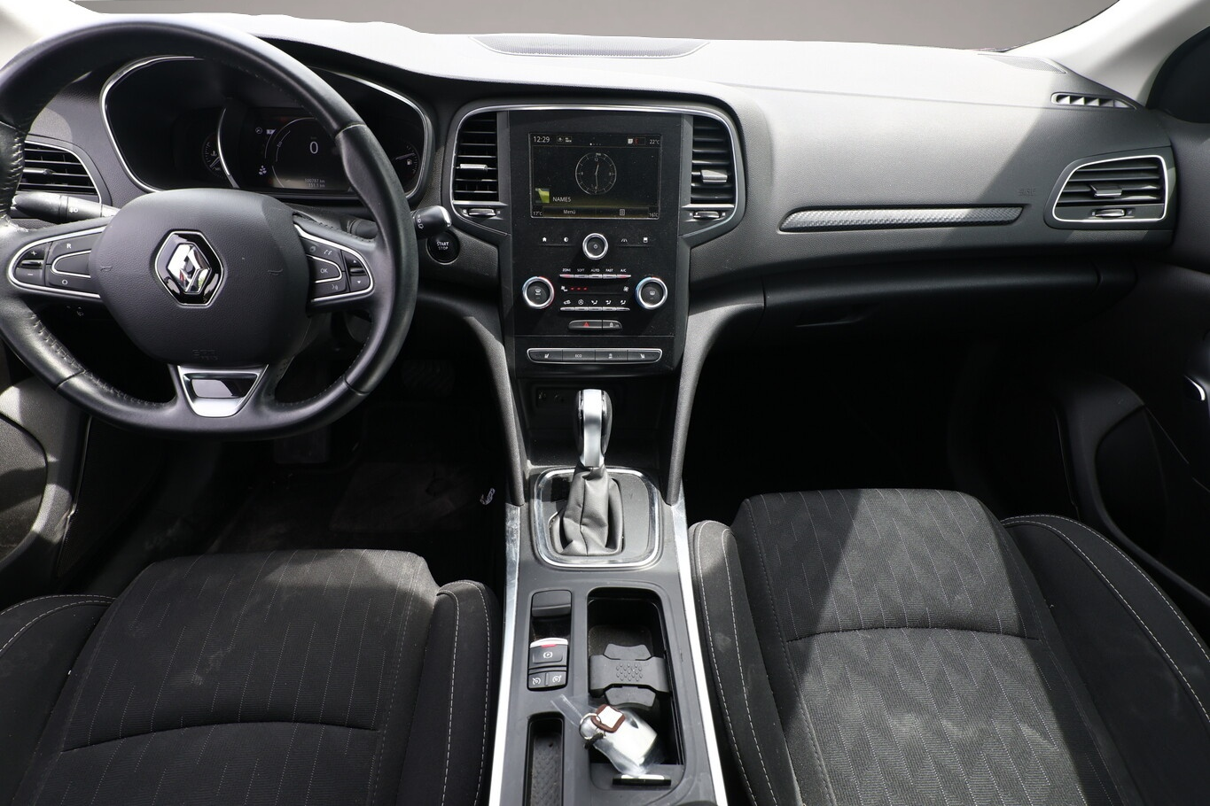 Bild 7 Renault Megane IV Grandtour 1.3 TCe 140 EDC LimDeluxe