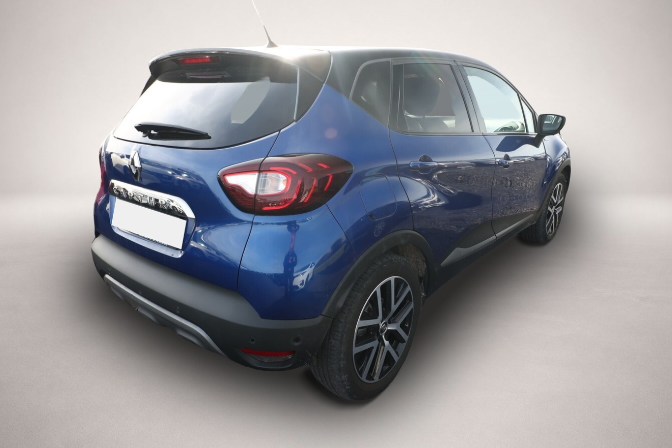 Bild 3 Renault Captur 1.3 TCe 150 EDC Version S LED Nav PDC 17Z