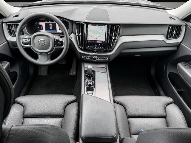 Bild 5 Volvo XC60 Plus Bright 2WD B4 Diesel EU6d Digitales Co