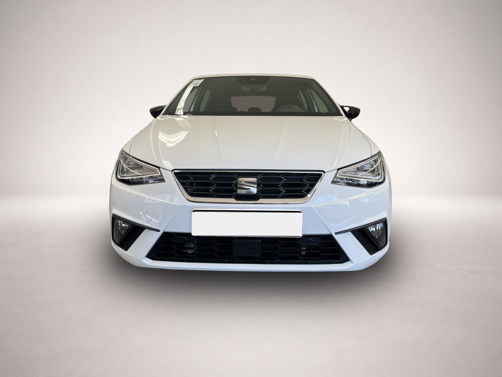 Bild 2 Seat Ibiza 1.0 TSI AB179EUR FR BEATS NAVI REAR VIEW S