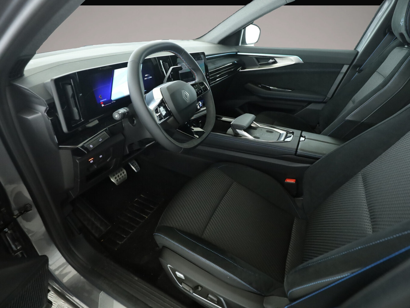 Bild 3 Renault Austral E-Tech Techno Espr Alpine Pano 360° ACC