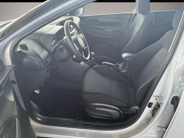 Bild 4 Hyundai BAYON Comfort Plus 1.2 MPI / Navi / PDC m. Kamera / K.
