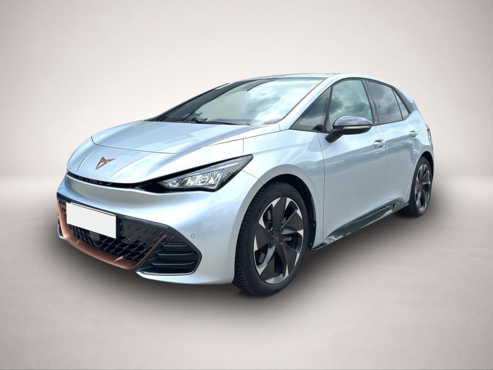 Fotografie Cupra Born AB343EUR 82KW WÄPU NAVI 360 HuD SHZ