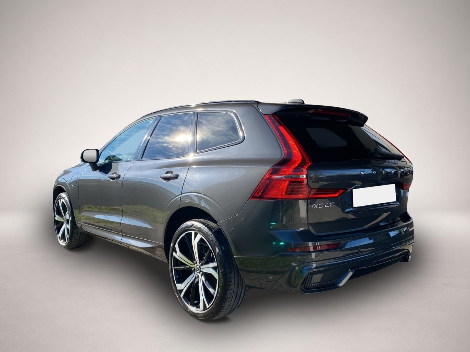 Bild 3 Volvo XC60 R-Design Recharge AHK,Kamera,DAB,Navi