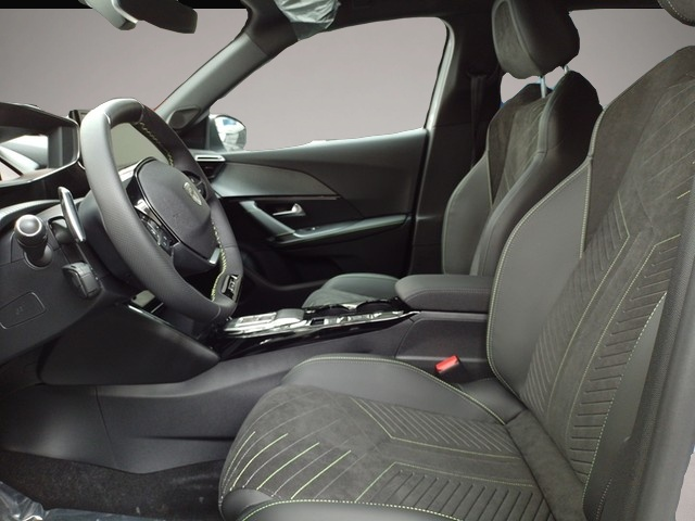 Bild 7 Peugeot 2008 Hybrid 145 GT El. Panodach Navi Leder Massa