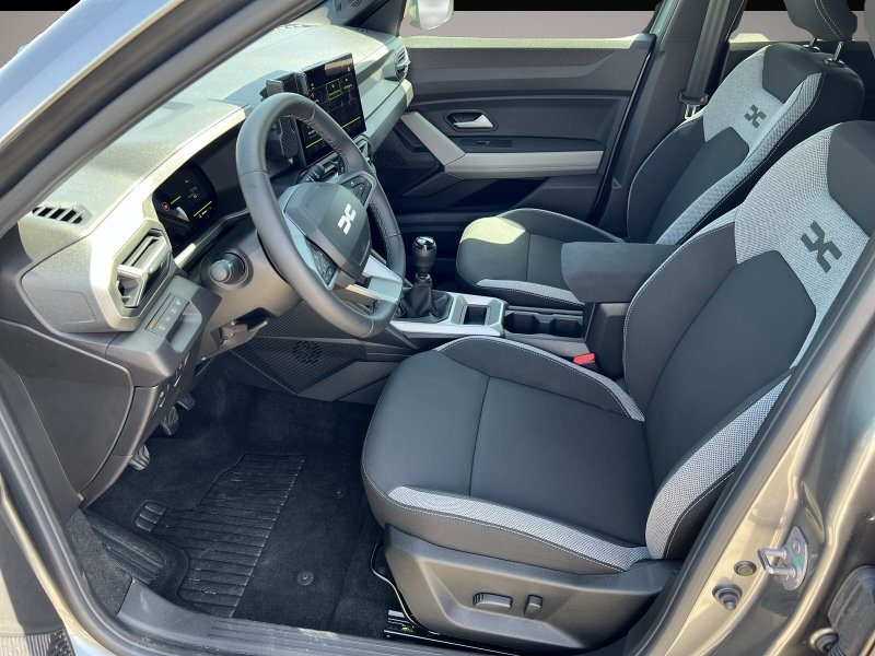 Fotografie des Dacia Bigster TCe 140 Journey SHZ+MV-Kamera+LED