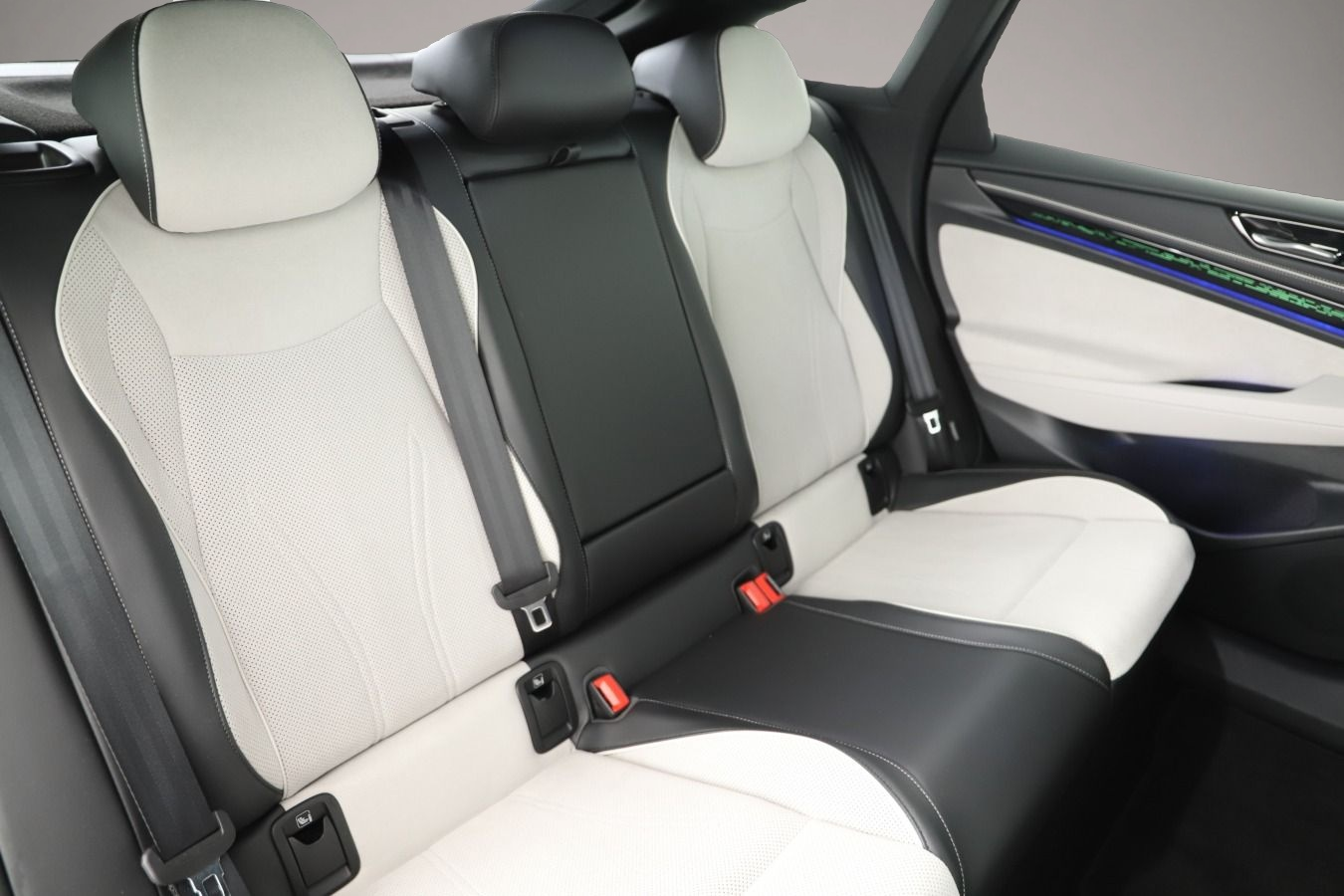 Fotografie 5 des Volkswagen ID.7 Pro IQ.Light/ACC/360°/App/Navi/AHK/HuD