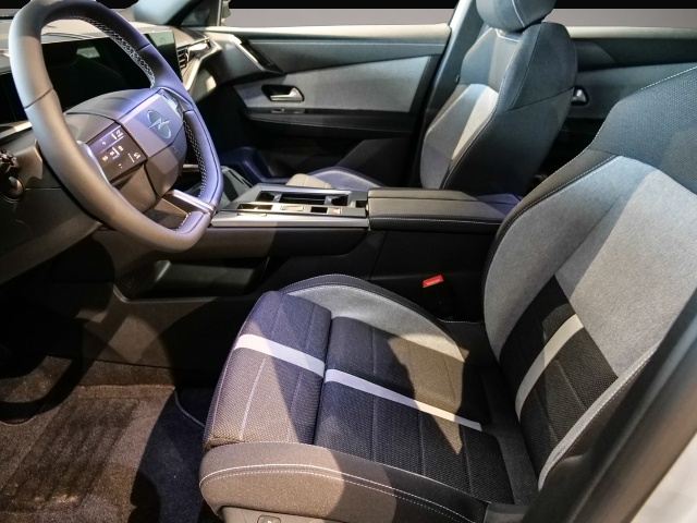 Bild 4 Opel Grandland (X) Grandland 1.2 48V Mild- Hybrid 107 kW Edition