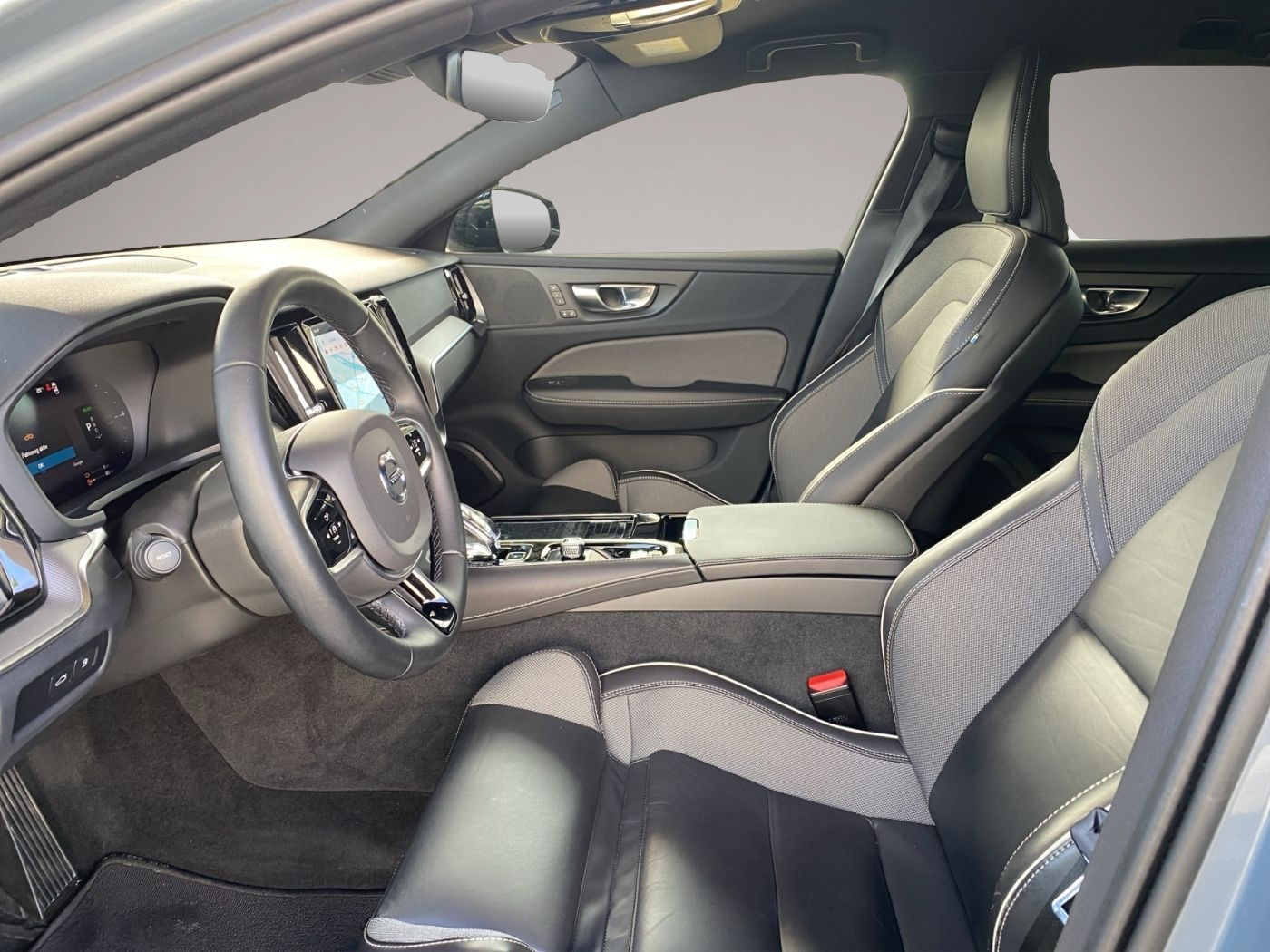 Bild 7 Volvo V60 Kombi T8 Plus Dark Recharge WiPa*Navi*DAB*LE