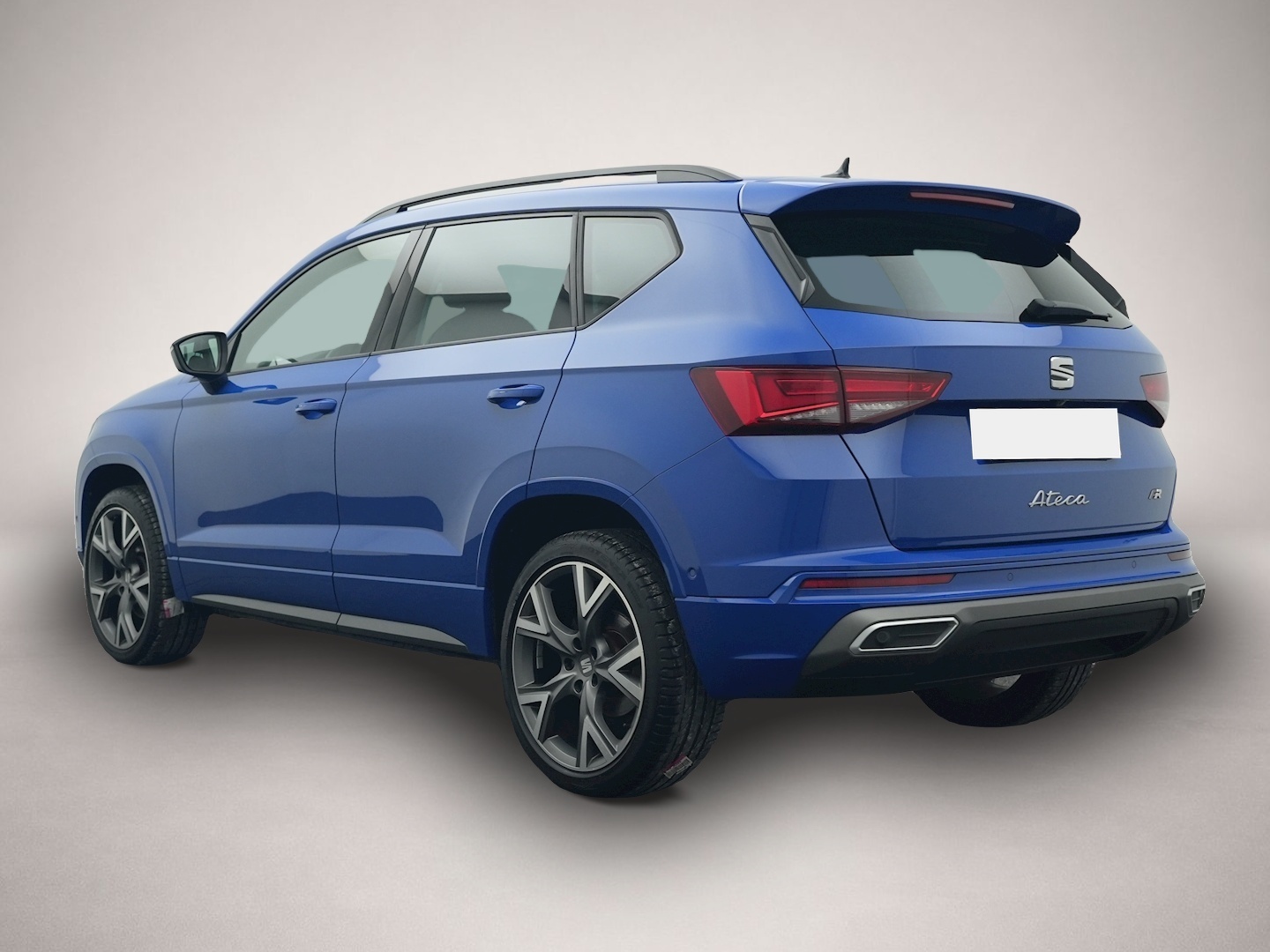 Fotografie des Seat Ateca 1.5 TSI DSG FR NAVI ACC BEATS LM 18
