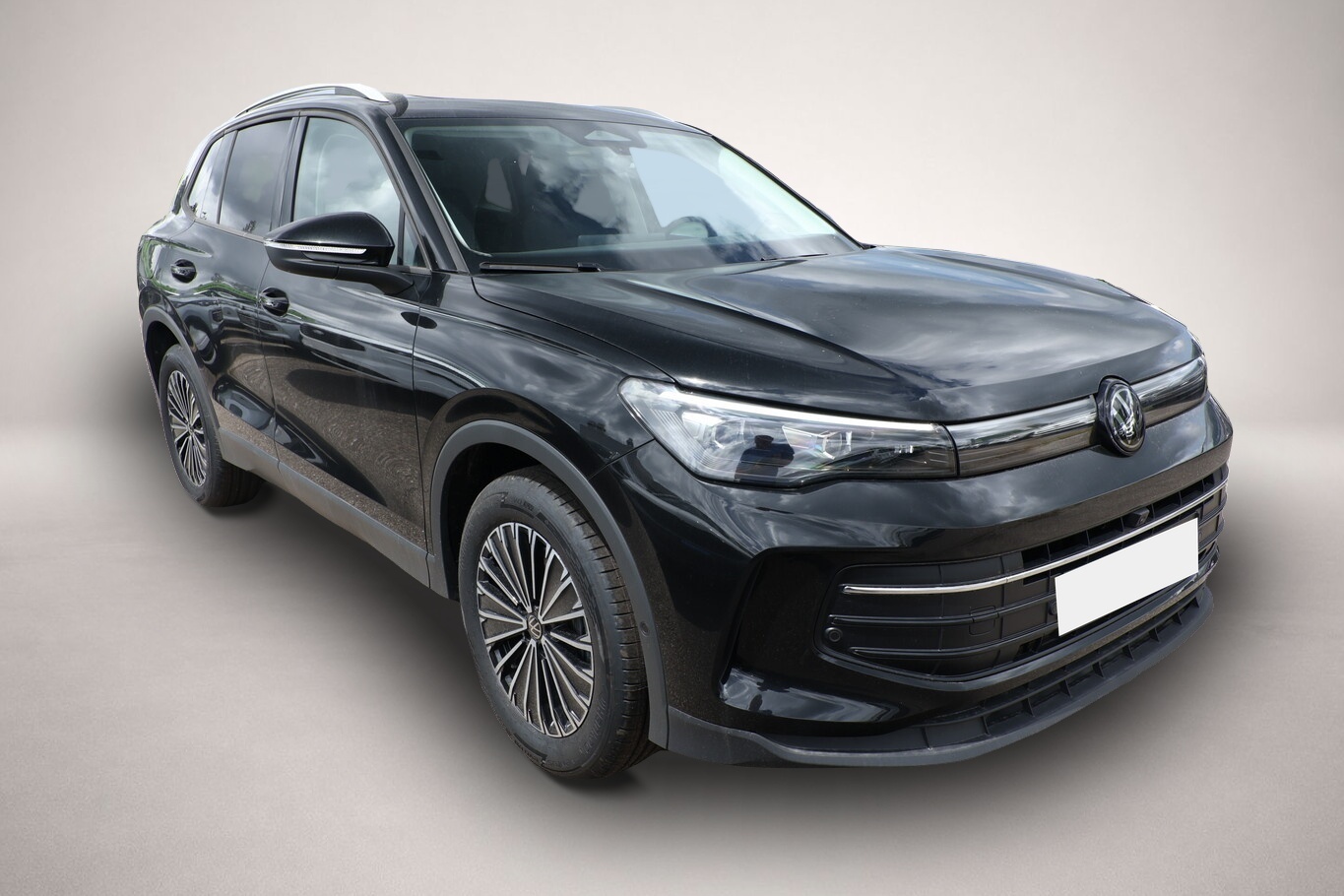 Bild 2 Volkswagen Tiguan DSG LED+ Pano 5JGar IQ.DRIVE LM18Z SHZ