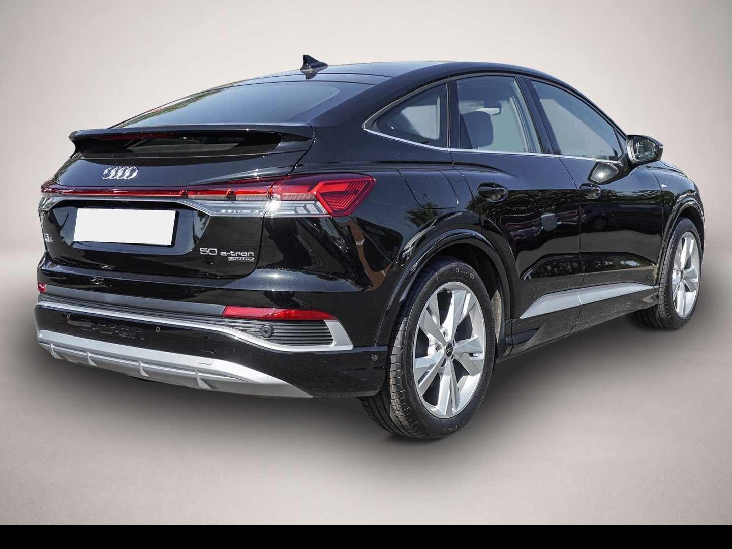 Bild 3 Audi quattro Q4 Sportback 50 e-tron quattro Navi Plus LED