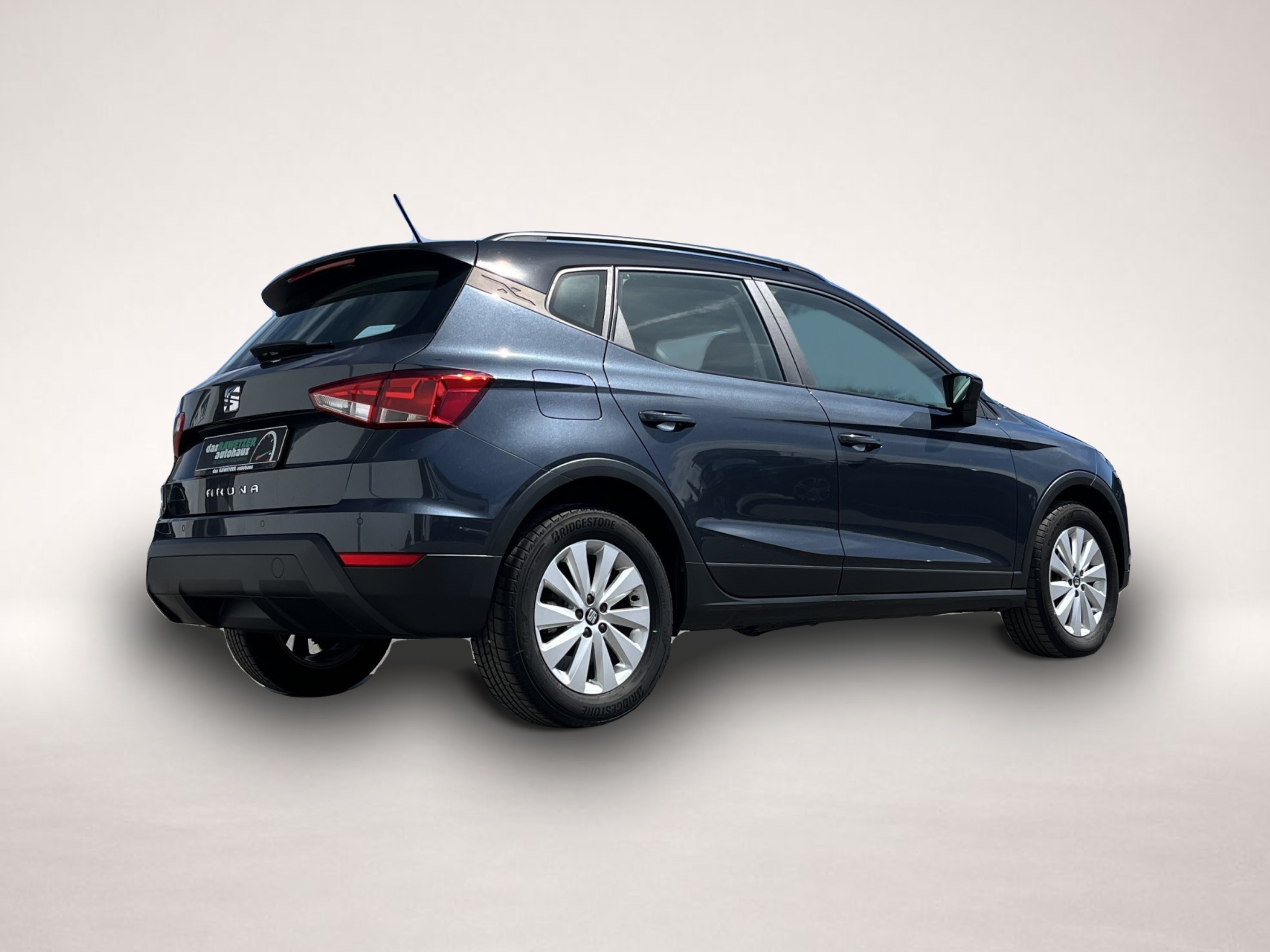 Fotografie 6 des Seat Arona 1.0 TSI Style Navi DAB SHZ PDC