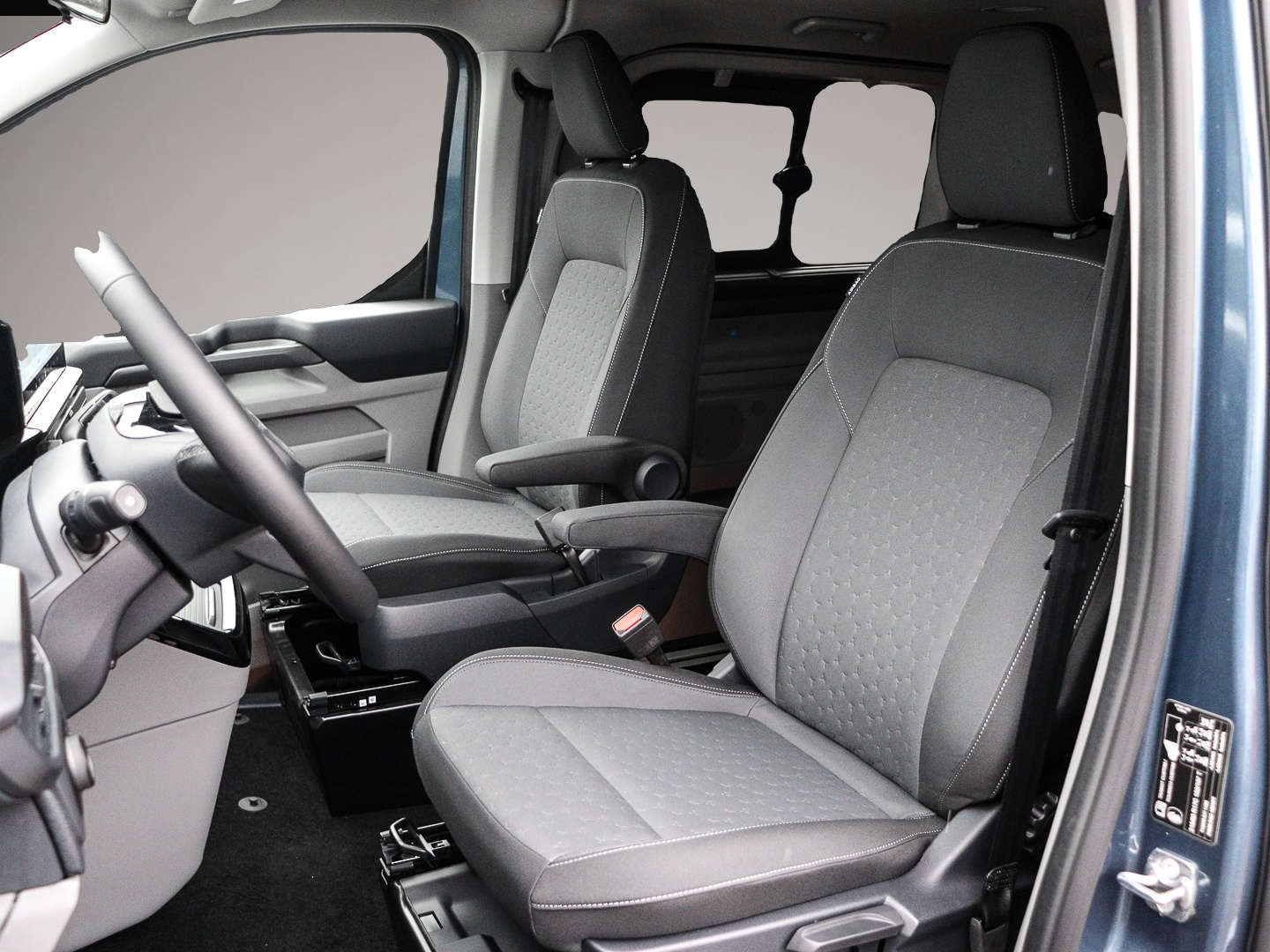 Bild 6 Ford Tourneo Custom Titanium L1 170PS Auto. B&O Techn