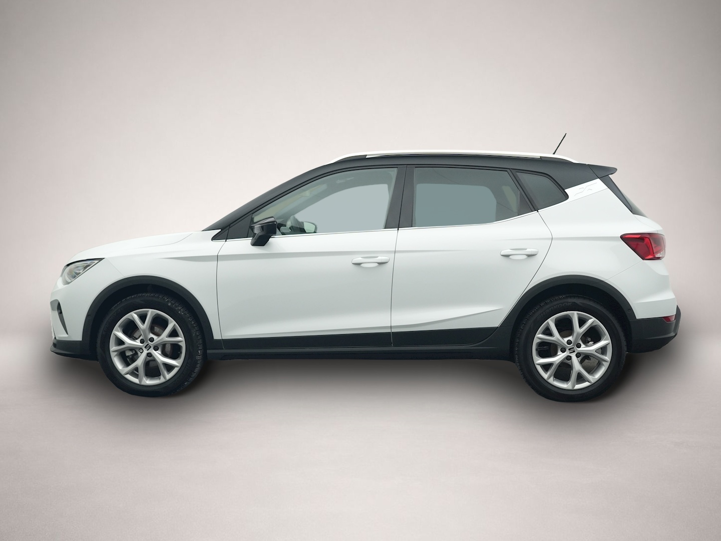 Fotografie des Seat Arona 1.0 TSI DSG FR Ab 204 EUR mtl. NAVI KAMERA