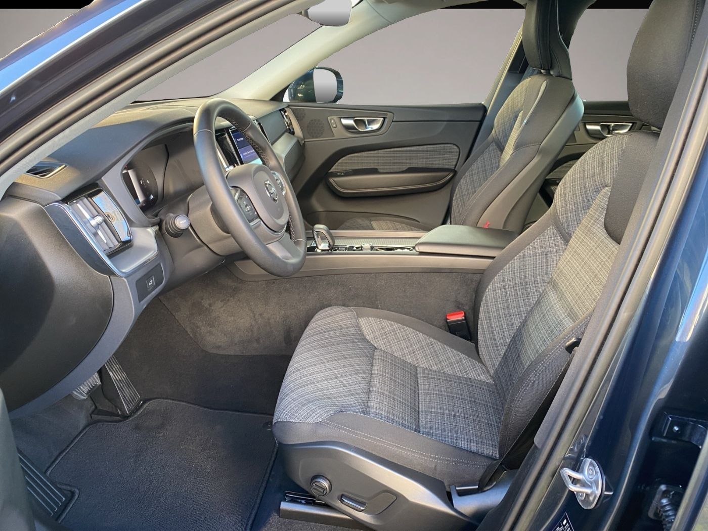 Bild 7 Volvo XC60 B4 (Diesel) Core LED*Navi*SHZ+*4xSHZ