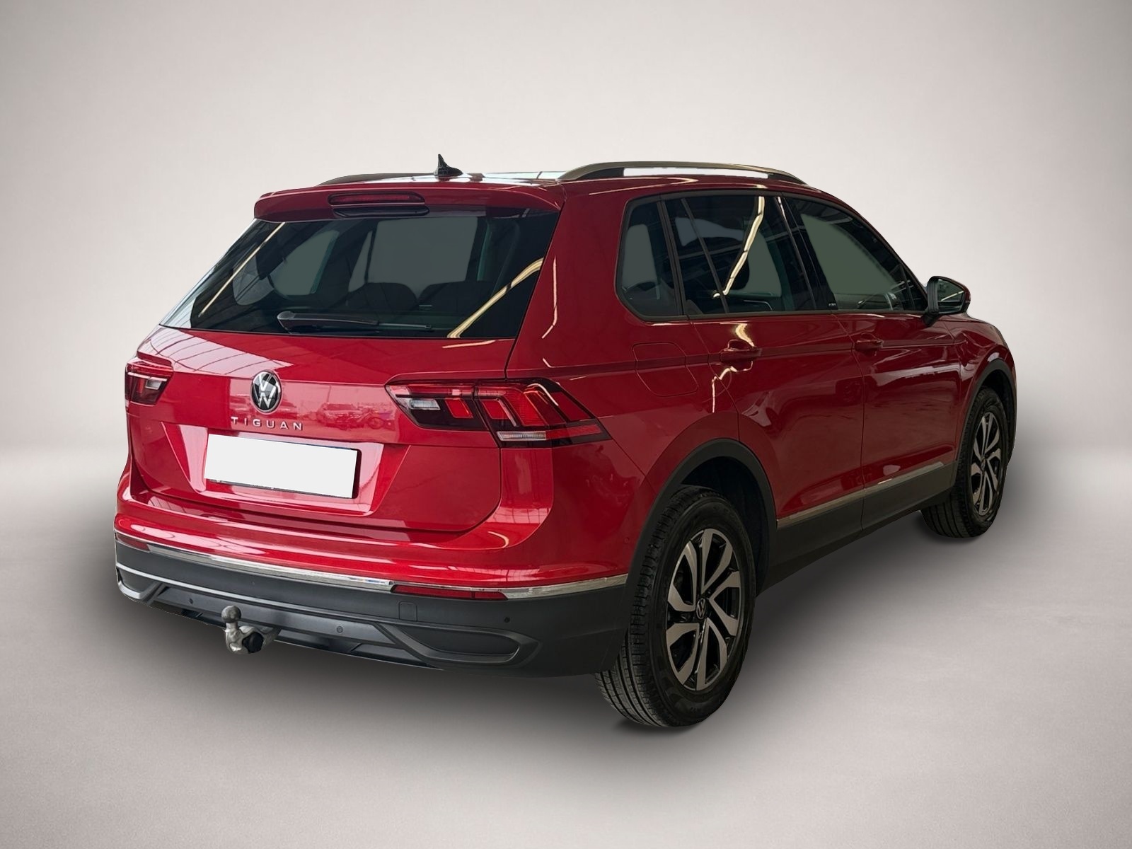 Bild 5 Volkswagen Tiguan 1.5 TSI DSG Active *AHK*LED*Navi*