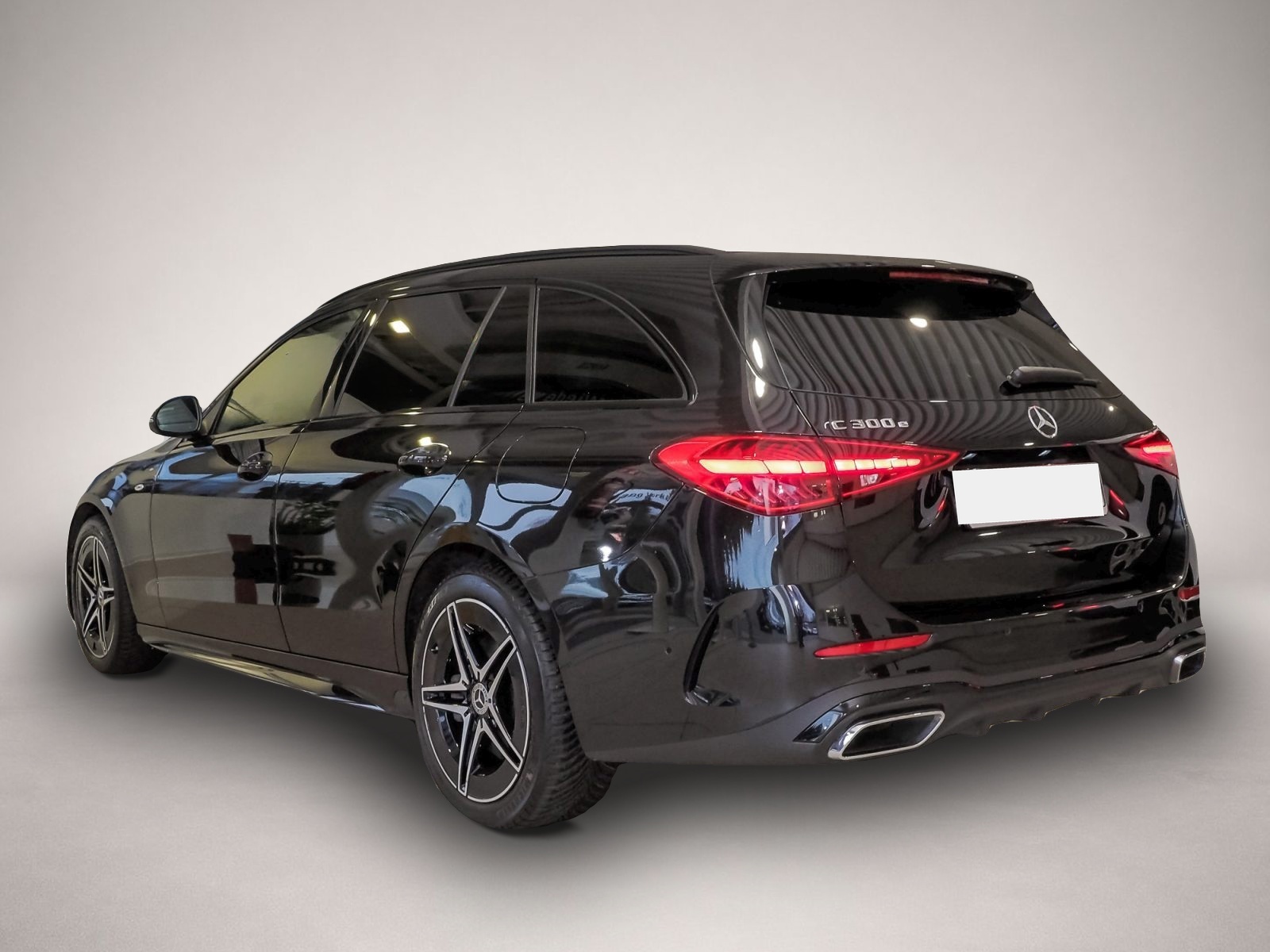 Bild 4 Mercedes-Benz C 300 e T Edition AMG line-MBUX*AHK*360°Kamera*P