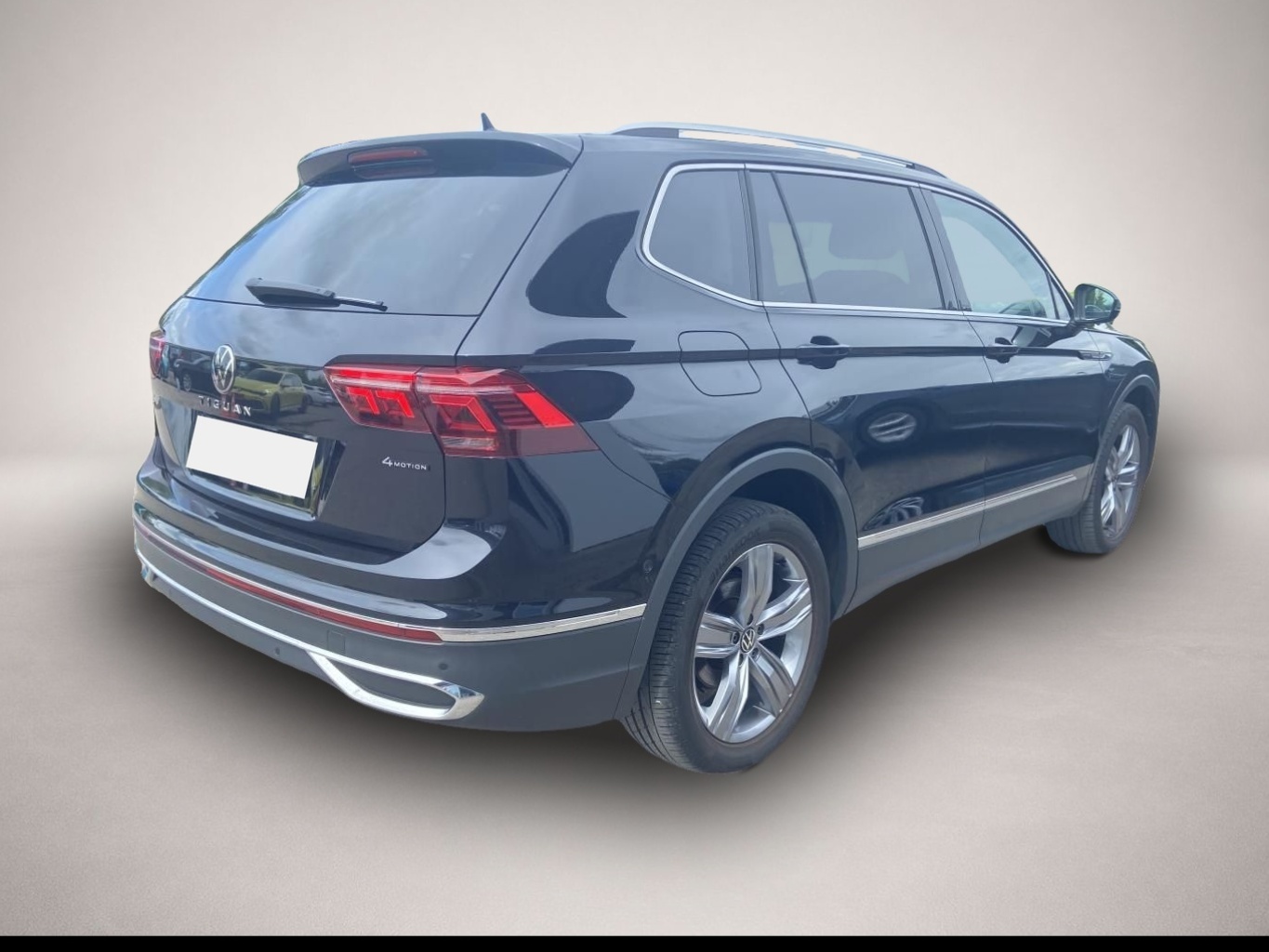 Bild 5 Volkswagen Tiguan Allspace 2.0 TSI DSG 4-MOTION Elegance 7-