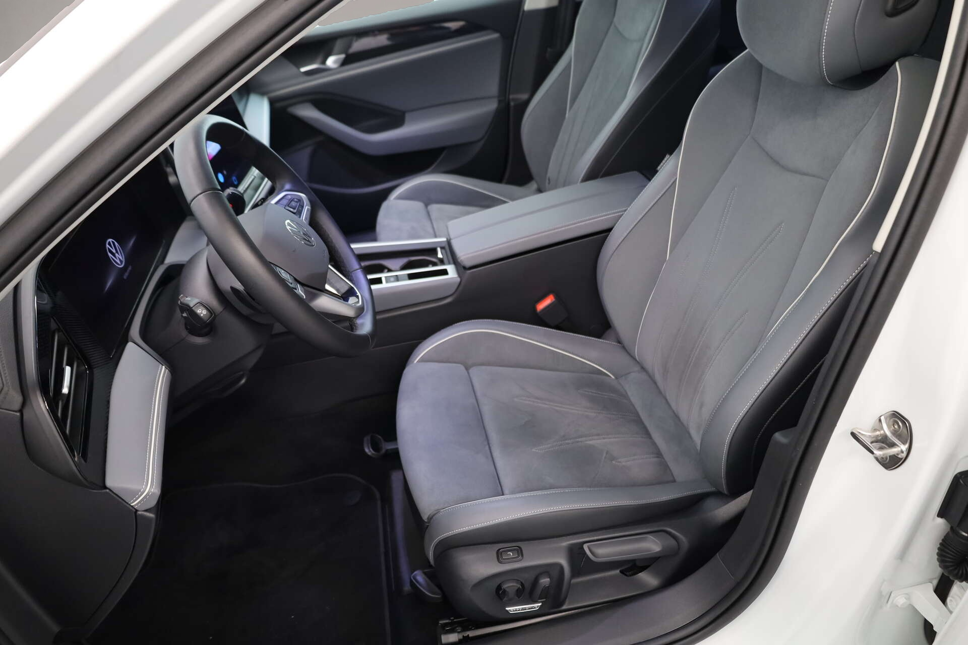 Bild 5 Volkswagen Passat Variant 1.5 eTSI Business