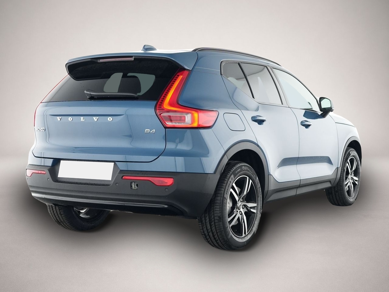 Bild 2 Volvo XC40 Plus Dark 2WD Leder Digitales Cockpit Memor
