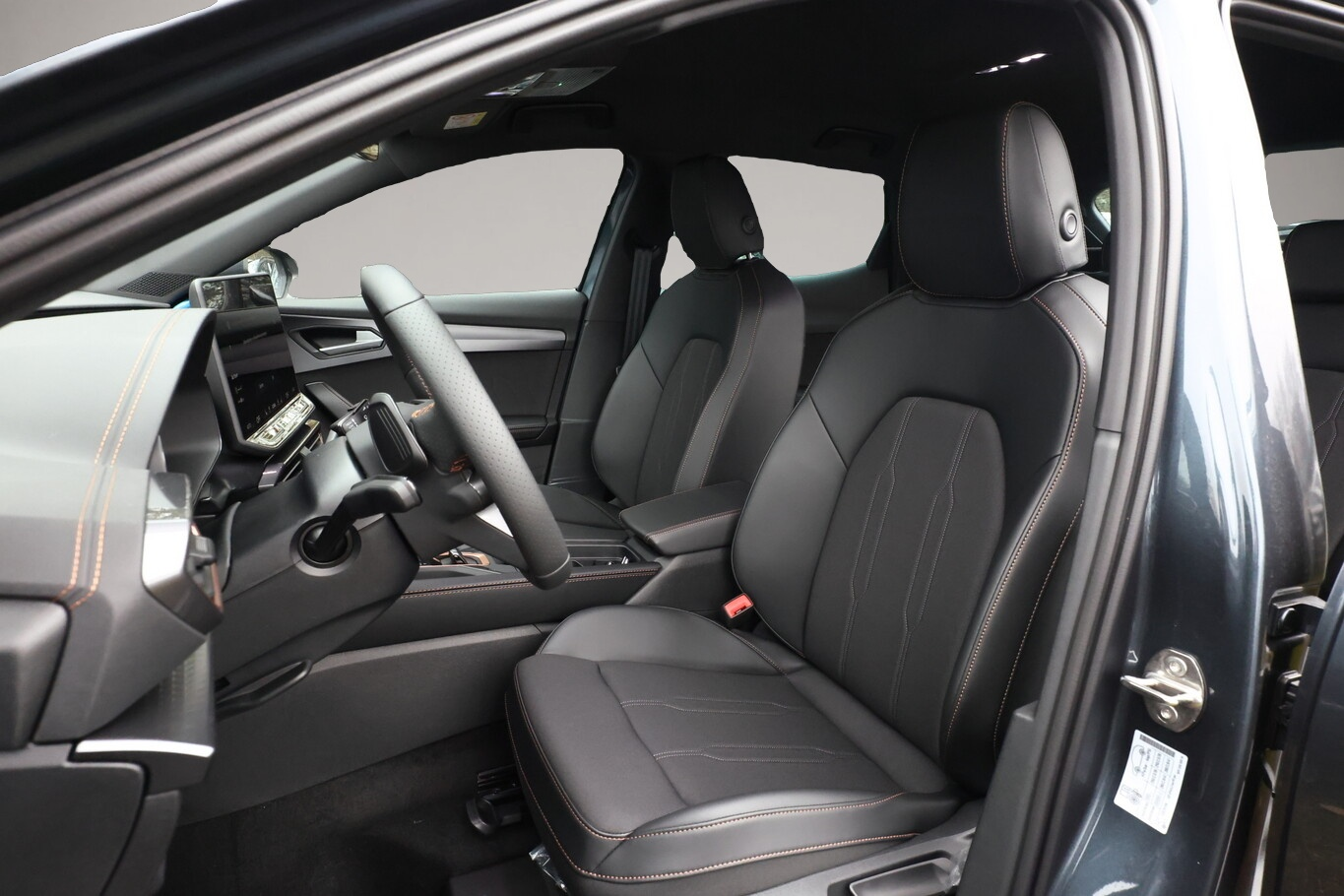 Fotografie 5 des Cupra Formentor eTSI DSG EdgeP SHZ eHK Kessy Kam 3ZCli