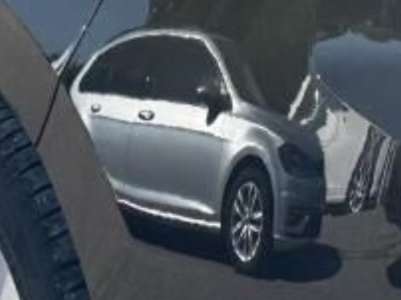 Bild 3 Volkswagen Golf 1.5 TSI DSG Style APP-CONNECT+ACTIVE-INFO+K