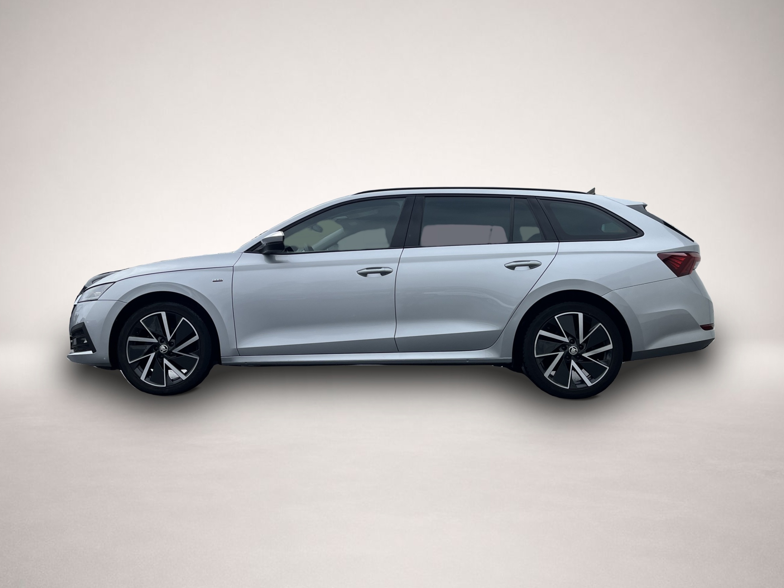 Fotografie Skoda Octavia Combi 2.0 TDI Clever 138¤ m.20% Anz. AHK