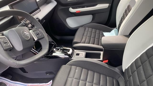 Fotografie 5 des Citroën C3 Aircross Hybride 145 ch Aut Max 100 kW (136 .