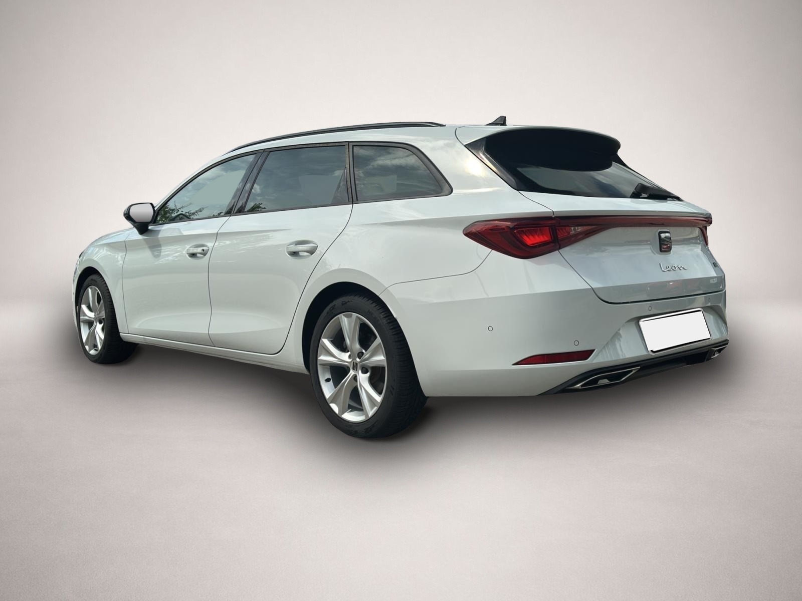 Bild 4 Seat Leon SP 1.5 eTSI DSG AB245EUR FR NAVI REAR VIEW