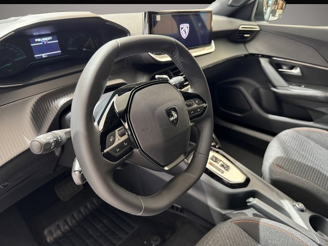 Bild 5 Peugeot 2008 Hybrid 145 Style 1.2 EU6e SZH, AHK sofort H
