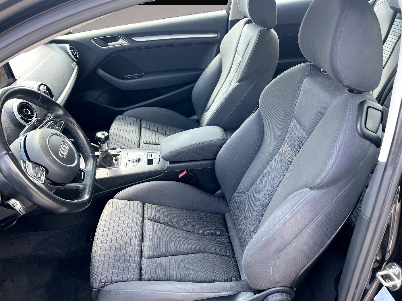 Bild 7 Audi A3 1.4 TFSI Ambition *Bi-Xenon Navi ACC PDC v+h*