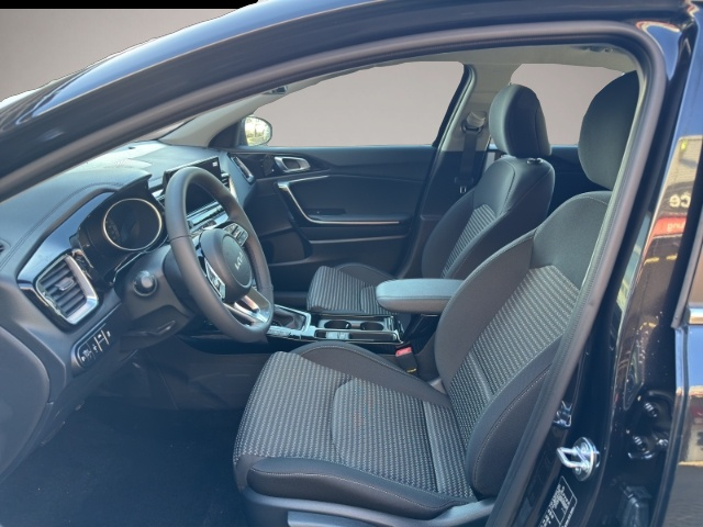 Bild 7 Kia cee'd / Ceed Cee'd Spirit TEC Navi digitales Cockpit Soundsys