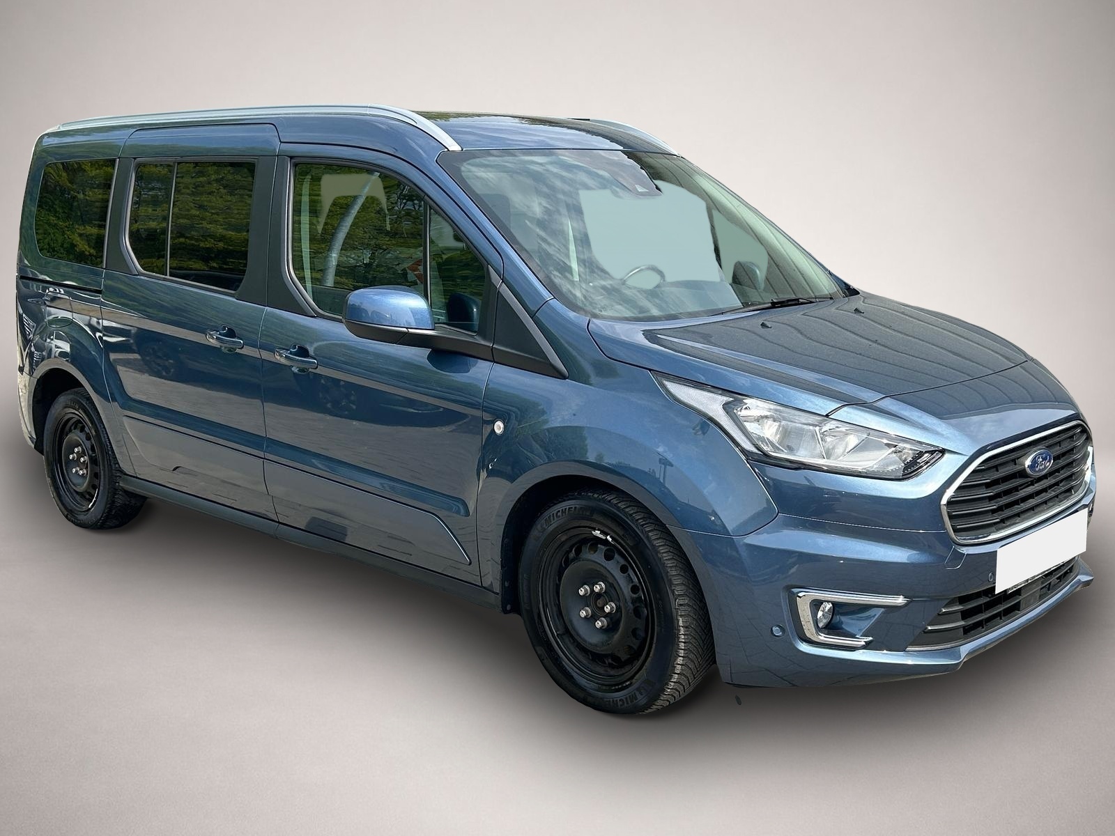 Vehicle image 0