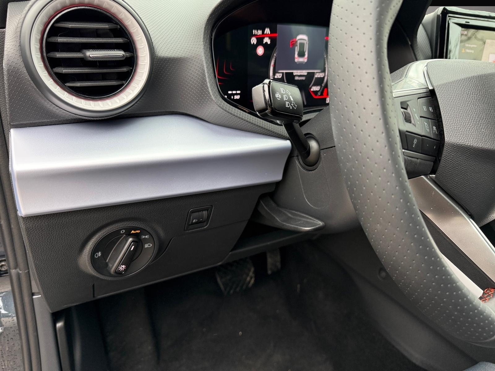Fotografie 3 des Seat Arona 1.0 TSI DSG FR ACC LED SHZ Kamera