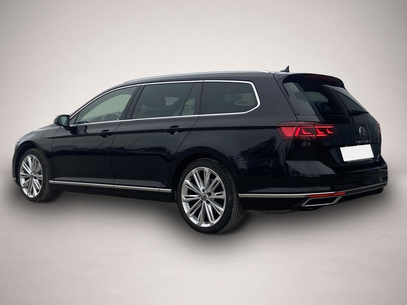 Fotografie 3 des Volkswagen Passat Variant 2.0 TSI DSG 4-MOTION ELEGANCE STA