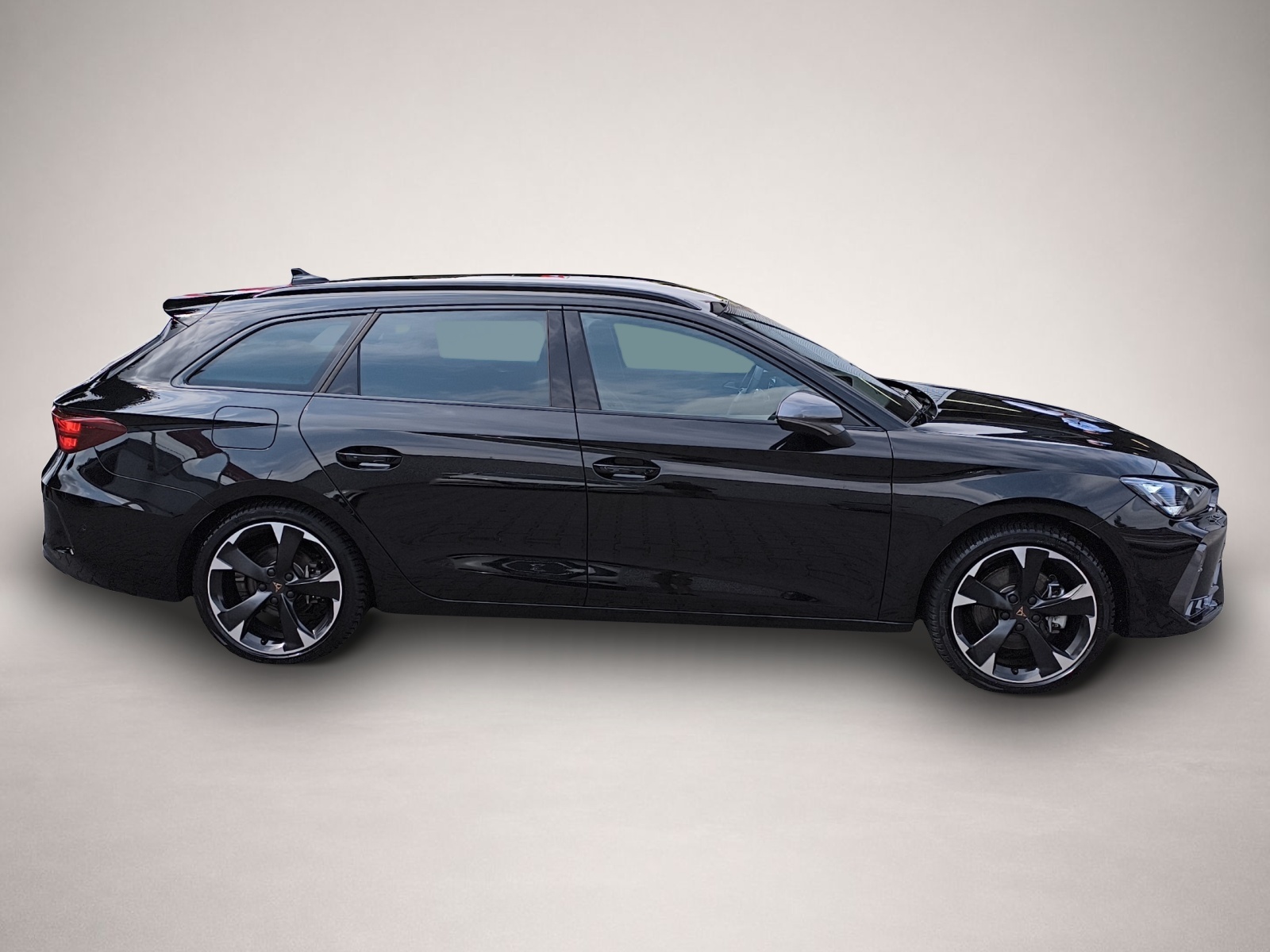 Bild 7 Cupra Leon SP 1.5 e-Hybrid DSG LED AHK NAVI ACC SIDEAS