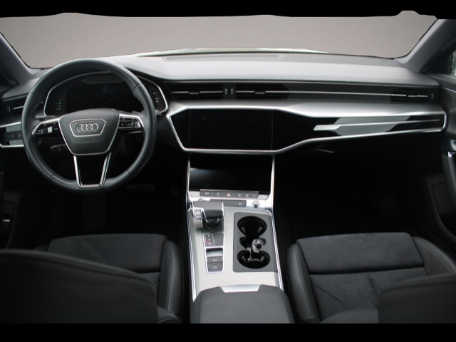 Bild 4 Audi quattro A6 Avant 45 TFSI quattro S tronic design HeadUp/
